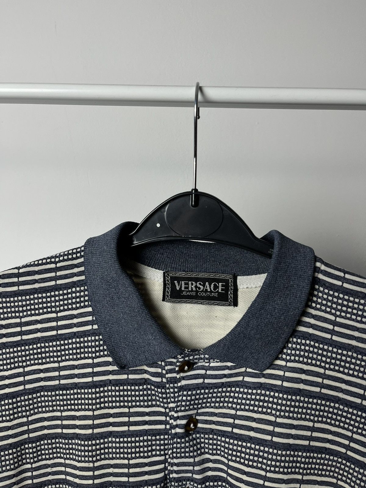 Versace × Versace Jeans Couture × Vintage Vintage Versace Jeans Couture Medusa Polo T Shirt Size US XL / EU 56 / 4 - 3 Thumbnail