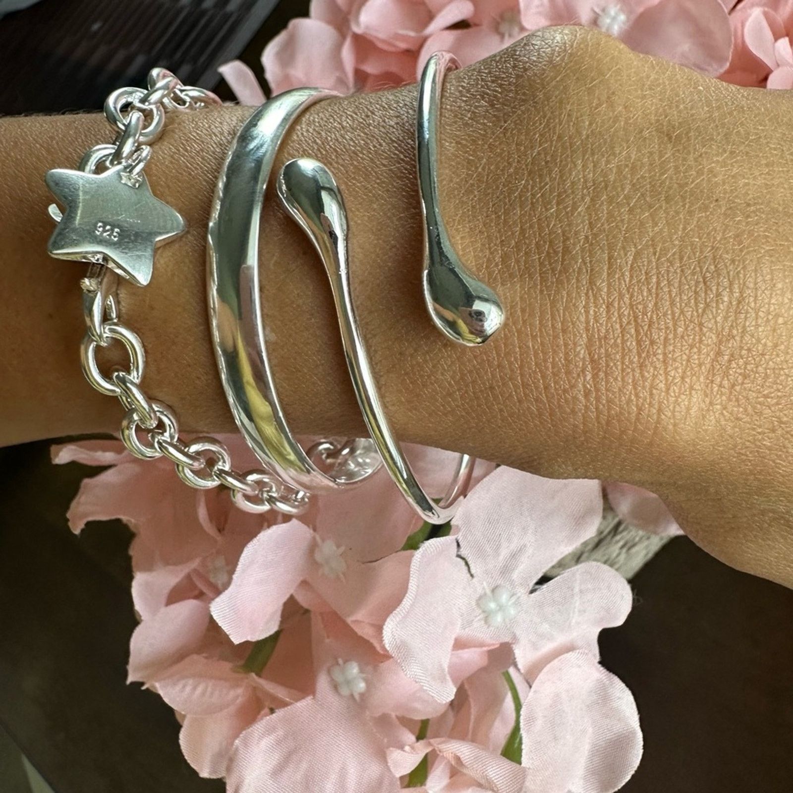 Other Sterling Silver Bracelet Simple Glossy Open Solid Bangle Size ONE SIZE - 3 Thumbnail