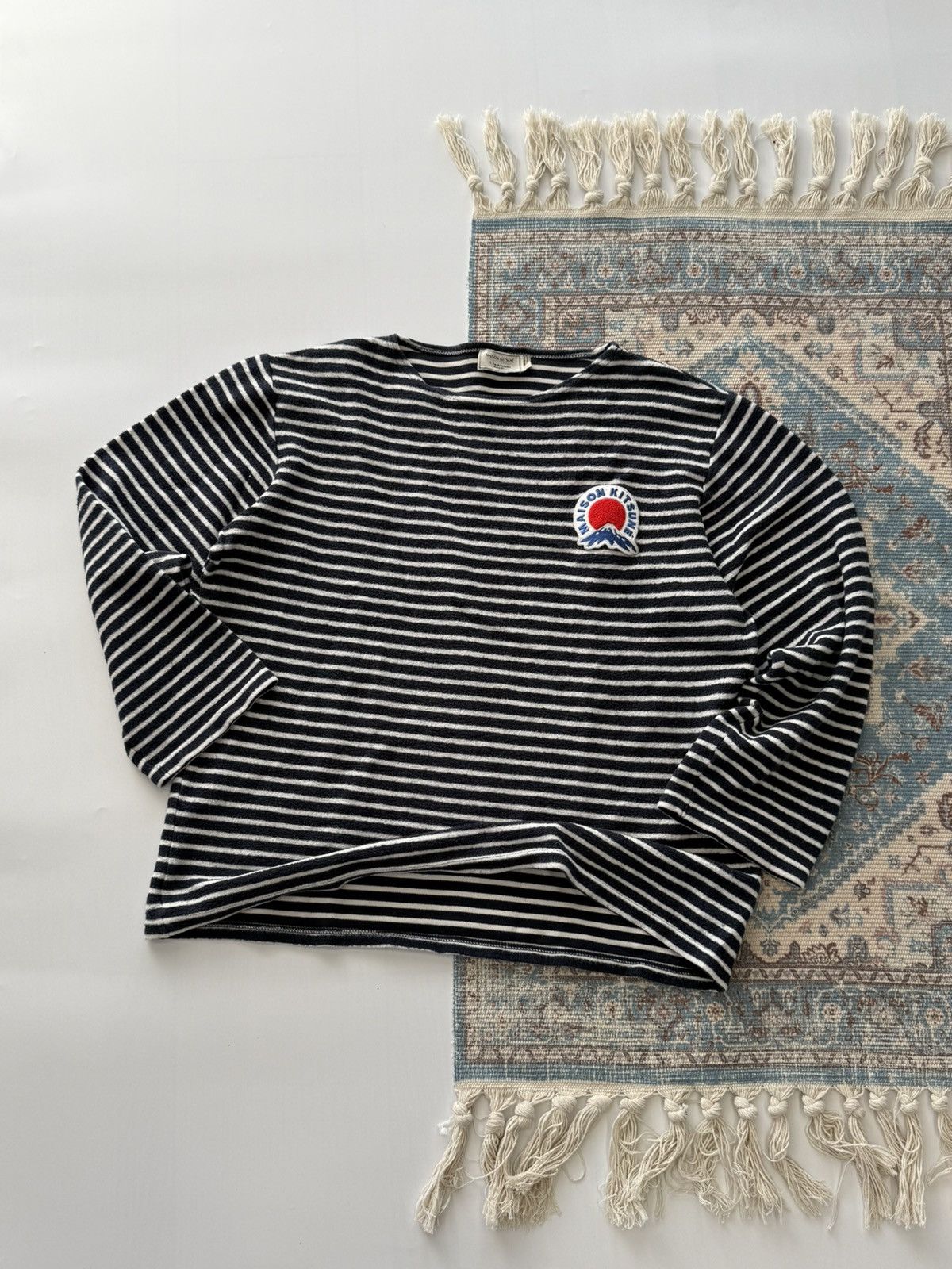 Maison Kitsune Maison Kitsune 4/5 Sleeve Stripe Sweatshirt Size US L / EU 52-54 / 3 - 1 Thumbnail