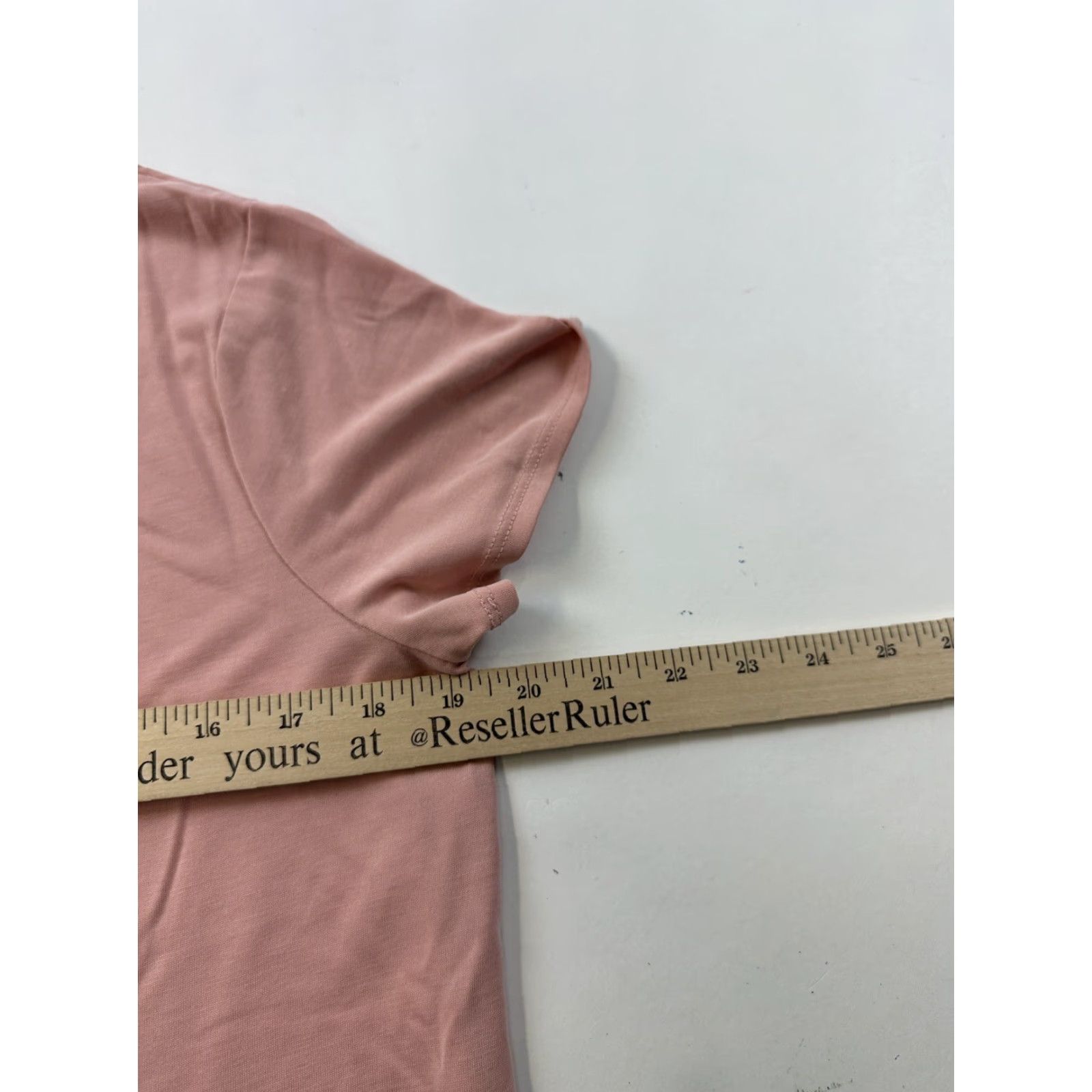 Banana Republic Banana Republic Shirt Womens Medium Pink Sandwash Modal Knot Hem T-Shirt Casual Chic Short Sleeve Size M / US 6-8 / IT 42-44 - 6 Thumbnail