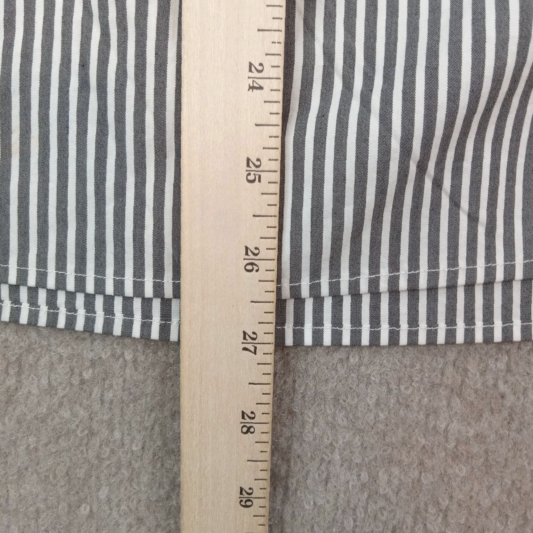 Vince Vince Gray White Striped One Shoulder Stretch Lightweight Womens Large Blouse Size L / US 10 / IT 46 - 3 Thumbnail