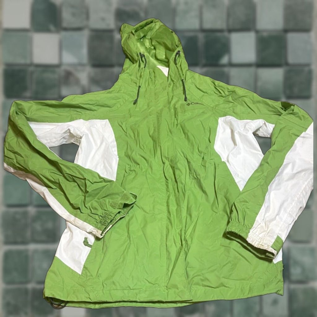 Vintage Columbia Jacket Womens Medium M Green White Hooded Full Zip Zipped Pockets Regular Sized Adult Womens Product Size M / US 6-8 / IT 42-44 - 1 Thumbnail