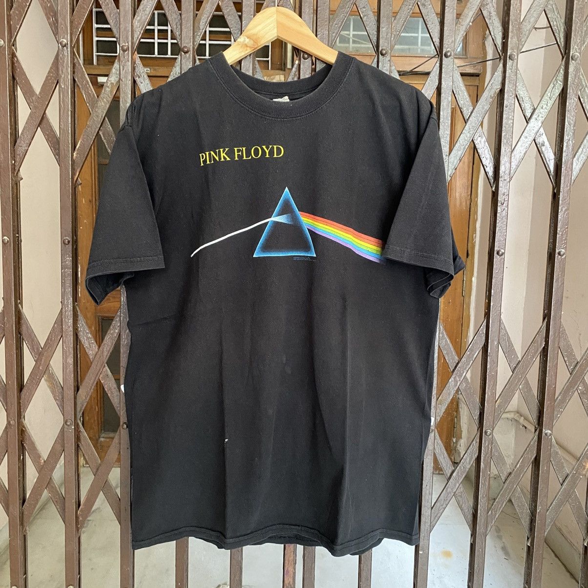 Band Tees Vintage Pink Floyd Dark side of the Moon 1995 T Shirt Size US L / EU 52-54 / 3 - 1 Thumbnail