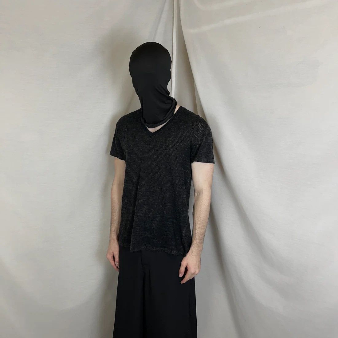 Dior Dior Homme Perforated Wool V-Neck T- Shirt - SS11 Size US M / EU 48-50 / 2 - 2 Thumbnail