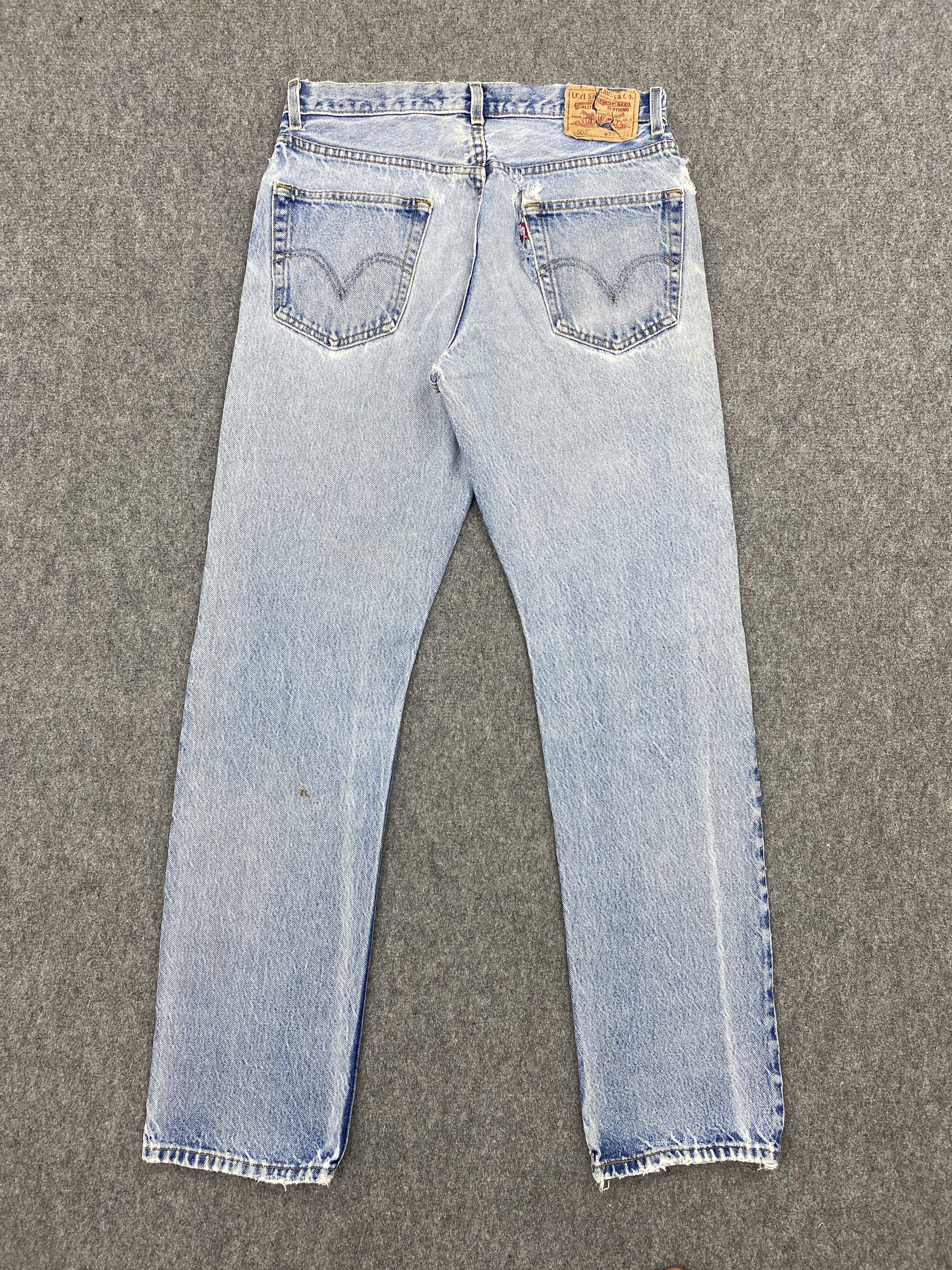 Levi's Vintage Levis 505 Faded Blue Distressed Jeans DP2688 Size US 30 / EU 46 - 3 Thumbnail