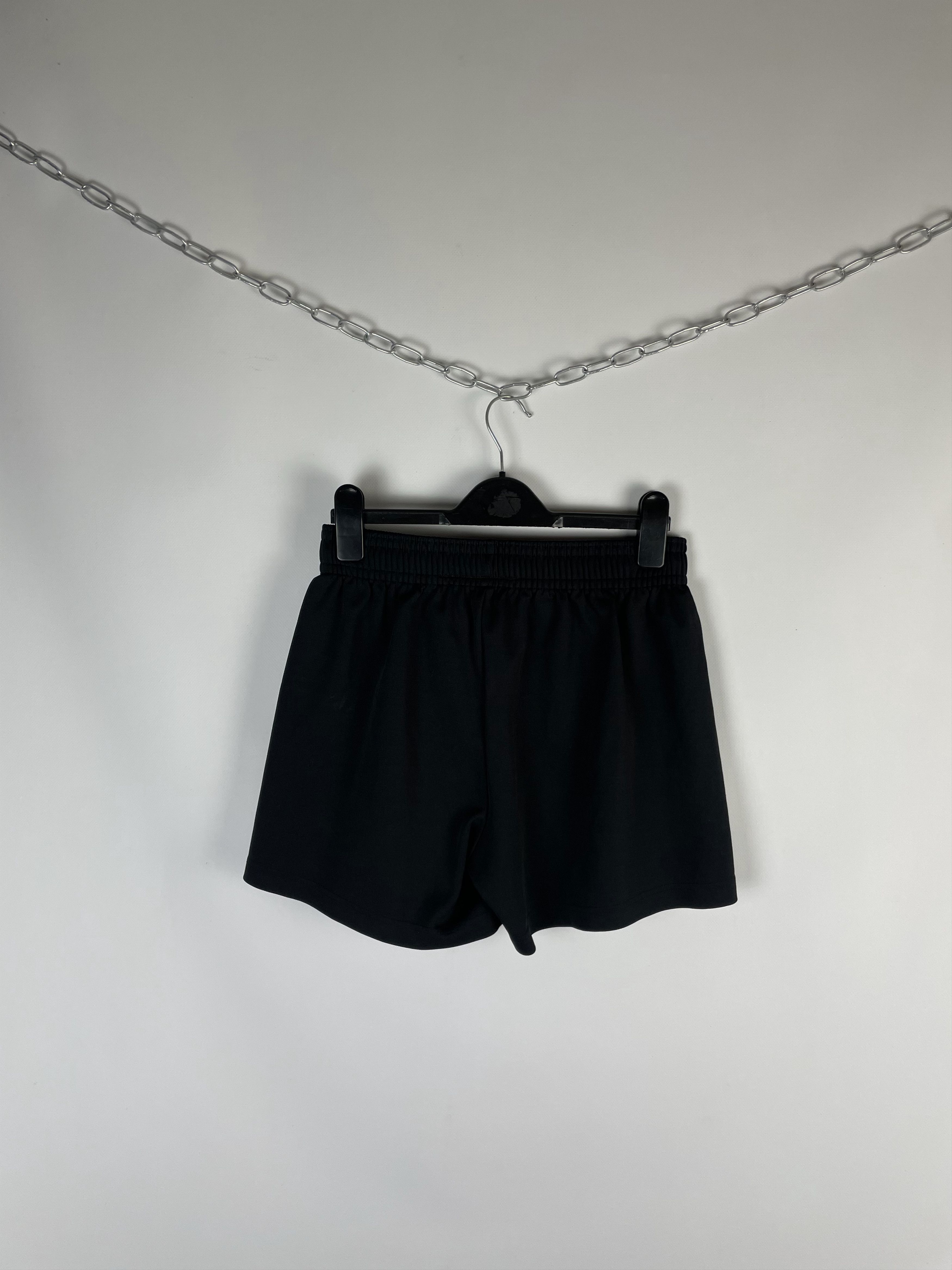 Reebok Vintage Reebok Liverpool Shorts Soccer Footbal Size US 30 / EU 46 - 6 Thumbnail