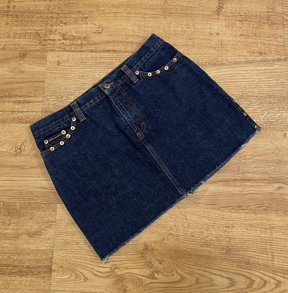 Dolce & Gabbana Dolce & Gabbana Denim Skirt x Vintage x Luxury Size 32" / US 10 / IT 46 - 2 Thumbnail