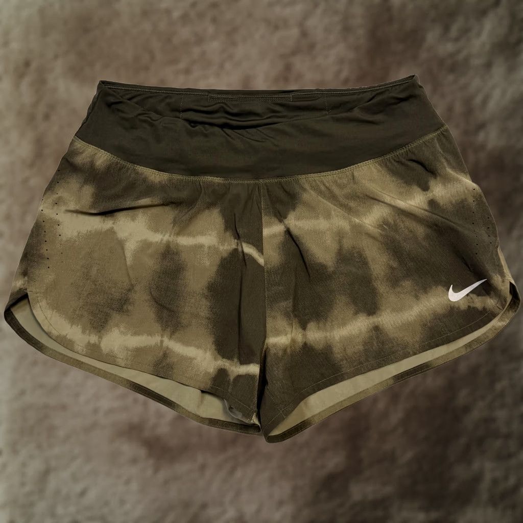 Nike Nike Womens XL Green Batik Dri-FIT Lined 3.5 Inch Running Gym Athletic Shorts Size 40" / US 18 - 1 Thumbnail