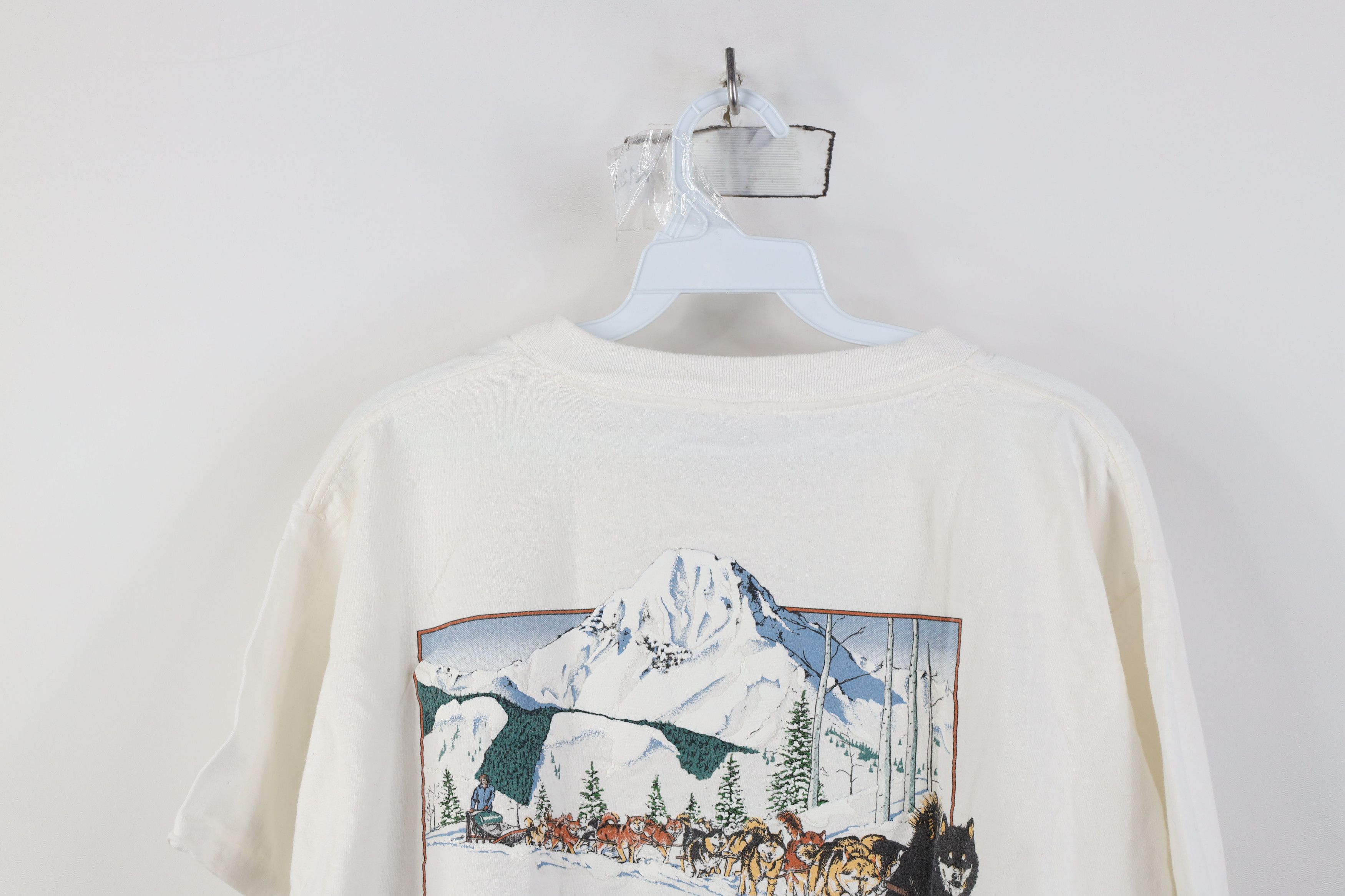 Vintage Vintage 90s Kennels Dog Sledding Race T-Shirt White USA Size US L / EU 52-54 / 3 - 14 Thumbnail