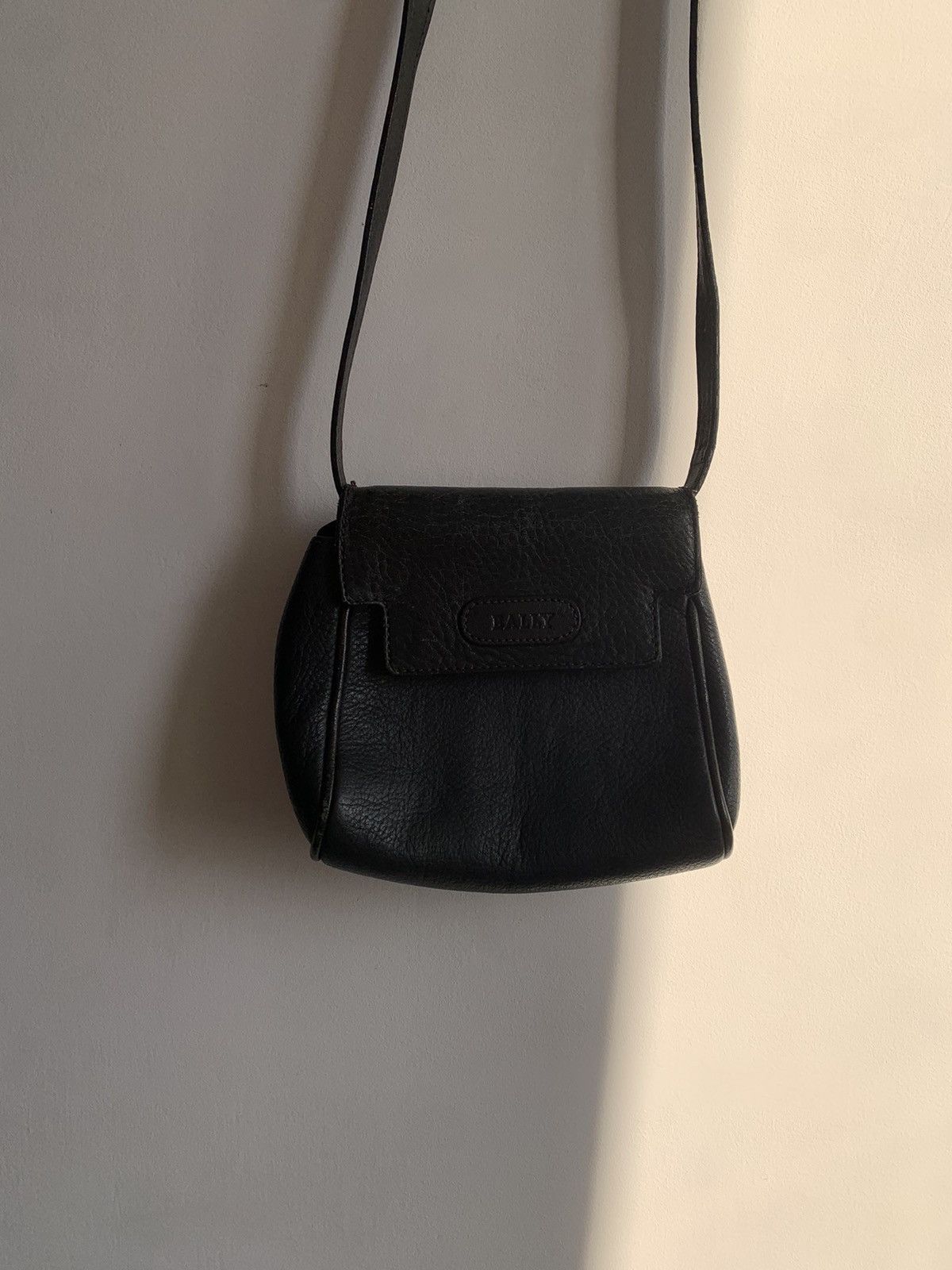 Bally × Genuine Leather × Vintage Rare🔥 Bally vintage leather mini bag Size ONE SIZE - 2 Thumbnail