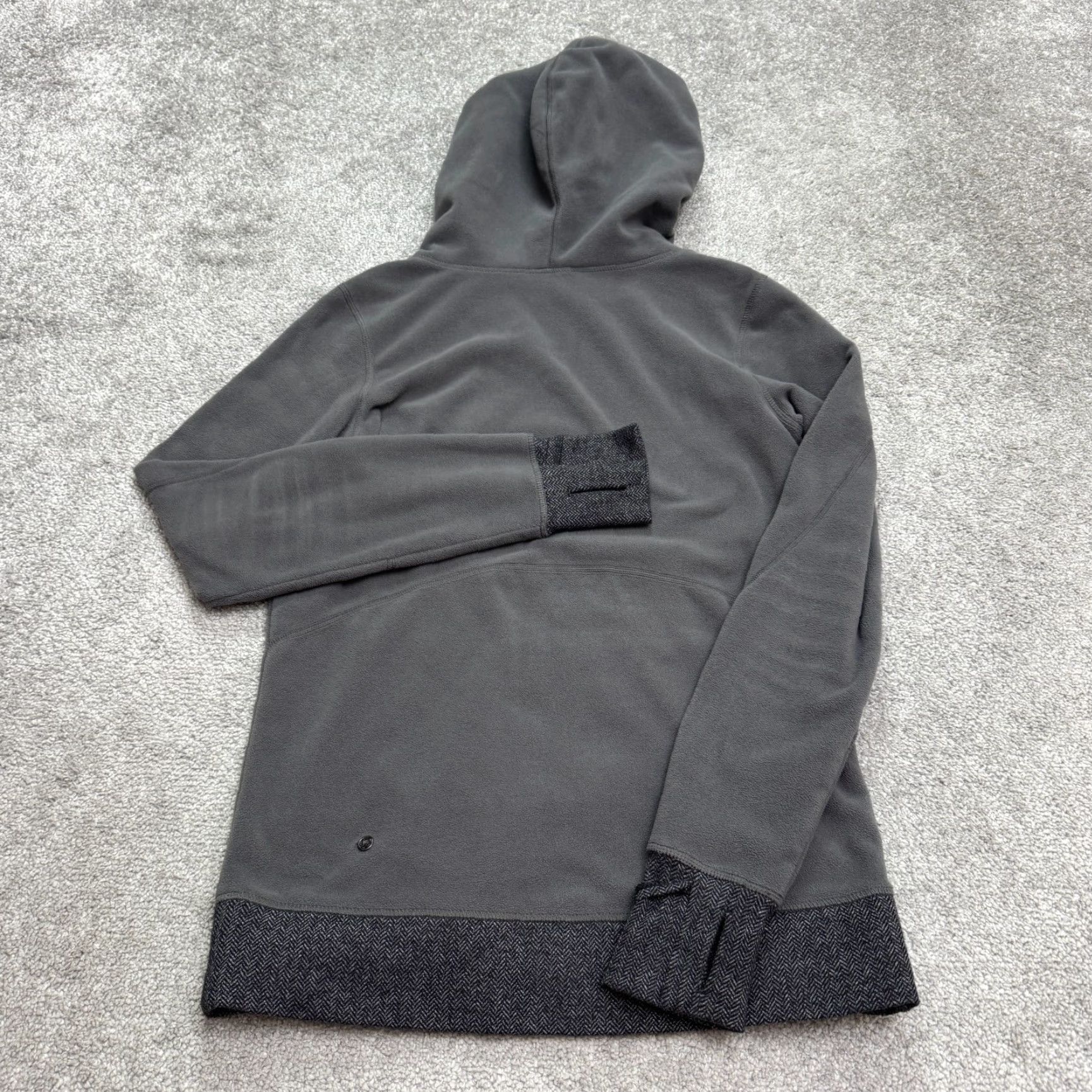 Lululemon Lululemon Athletica Hoodie Pullover Women 4 Gray Sweatshirt Hooded Breathable Lightweight Athletic Streetwear Activewear Winterspring Comfort Everyday Size S / US 4 / IT 40 - 2 Thumbnail