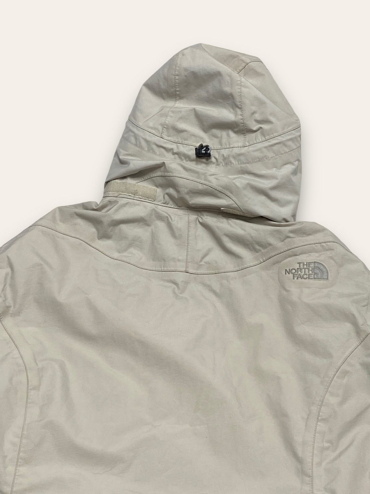 The North Face Vintage THE NORTH FACE Grey Waterproof Windbreaker Shell Size US M / EU 48-50 / 2 - 10 Thumbnail