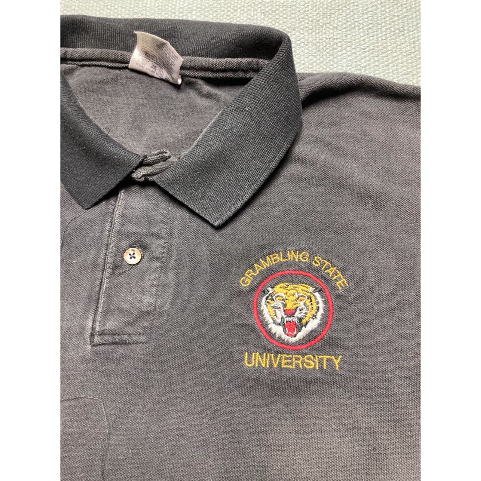 Vintage VINTAGE grambling state university polo shirt Tigers college embroidered 3XL Men Black Polo Shirt Embroidered Tigers College 3XL Mens Size US XXL / EU 58 / 5 - 5 Thumbnail