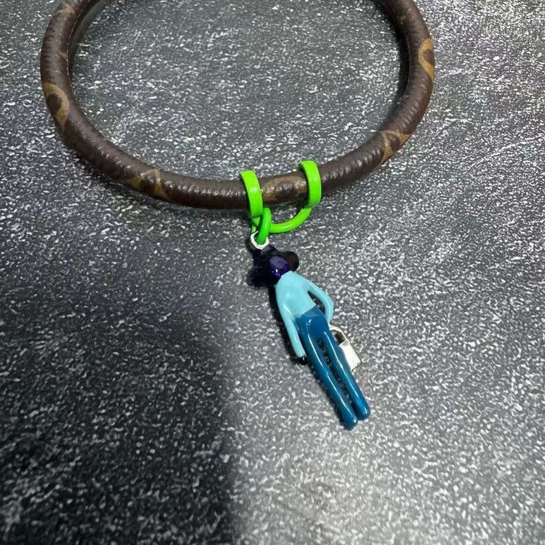 Louis Vuitton louis vuitton hang it mascots bracelet-2507 Size ONE SIZE - 5 Thumbnail