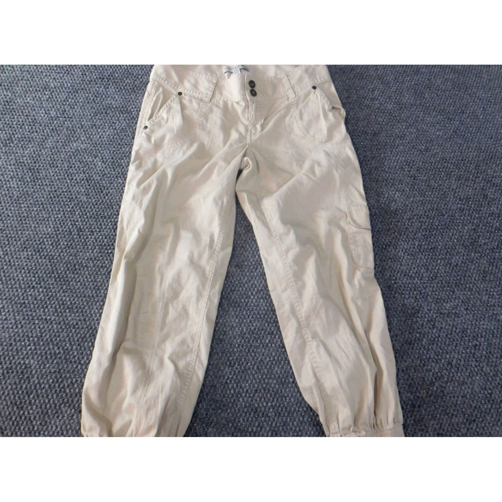 Guess GUESS Womens Pants 27 Beige Jogger Cargo Straight Pants Regular Waist 29 Inseam 23 Classic Casual Cotton Spandex Knit Pockets Straight Leg Womens Size 27" / US 4 / IT 40 - 6 Thumbnail