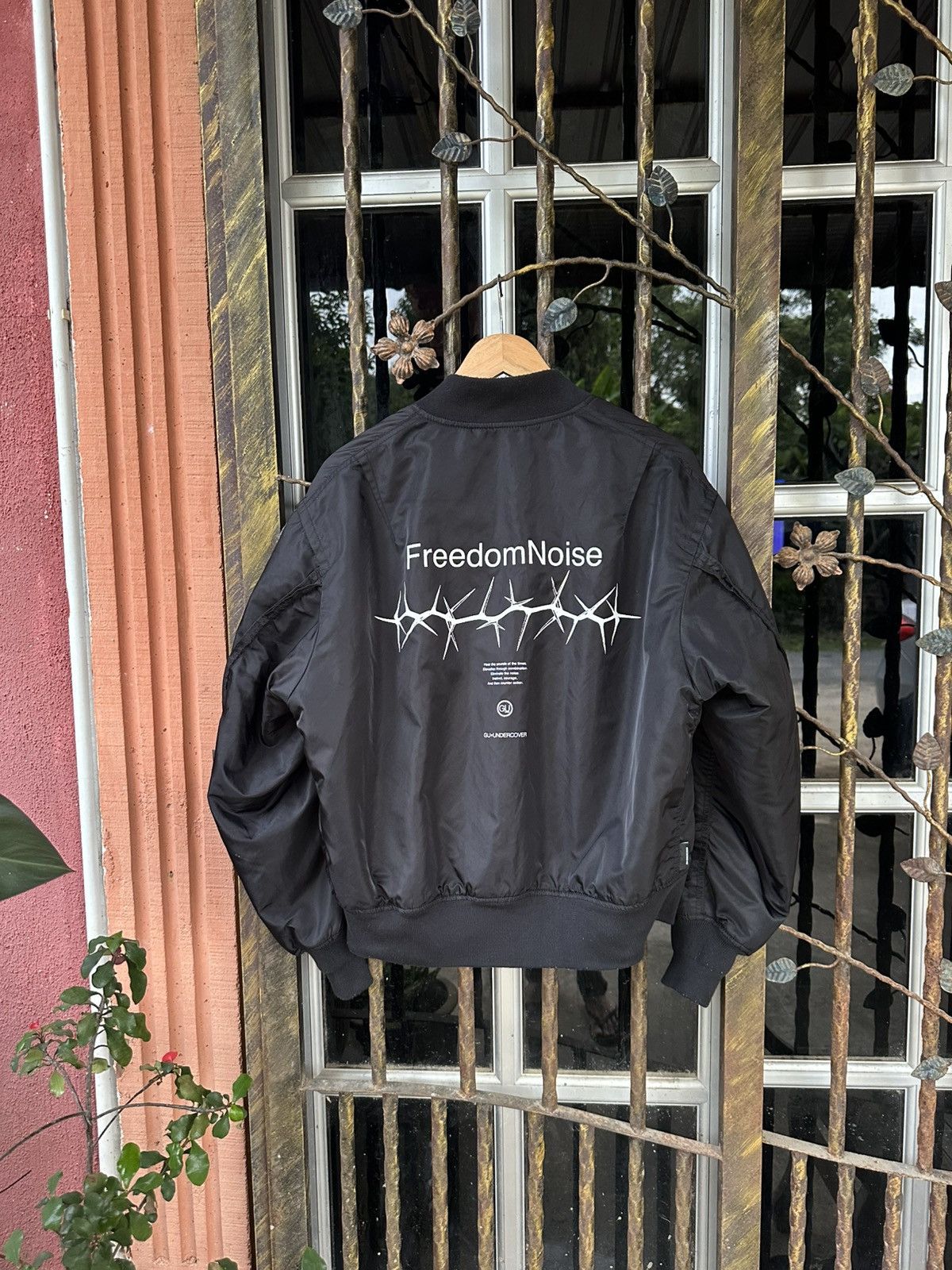 GU UNDERCOVER FREEDOM NOISE MA-1 ジャケット M GU × Jun Takahashi × Undercover GU Undercover freedom noise