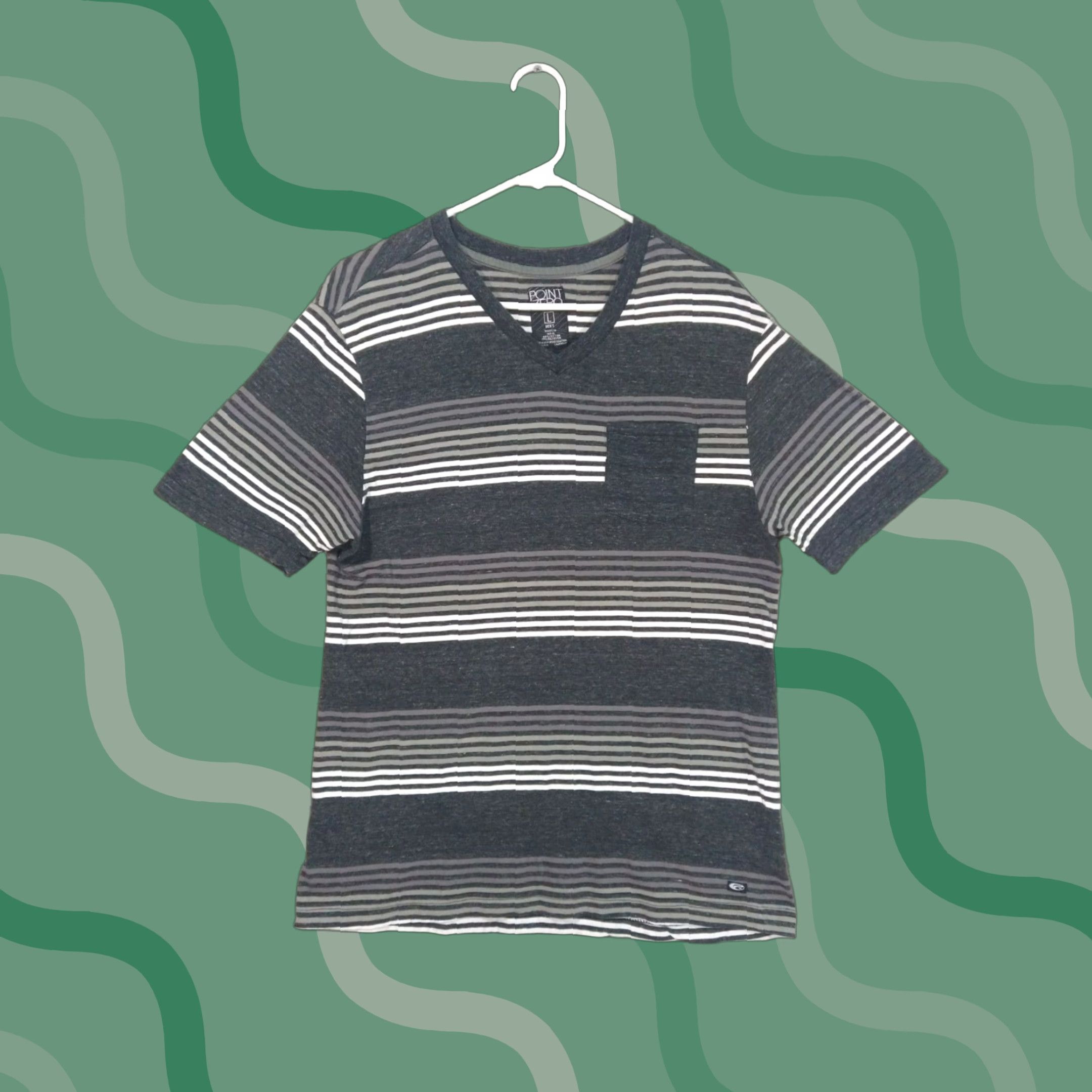 Point Zero VINTAGE POINT ZERO Shirt Mens Large Gray Striped Short Sleeve V Neck Pullover Pocket Y2K Size US L / EU 52-54 / 3 - 1 Thumbnail