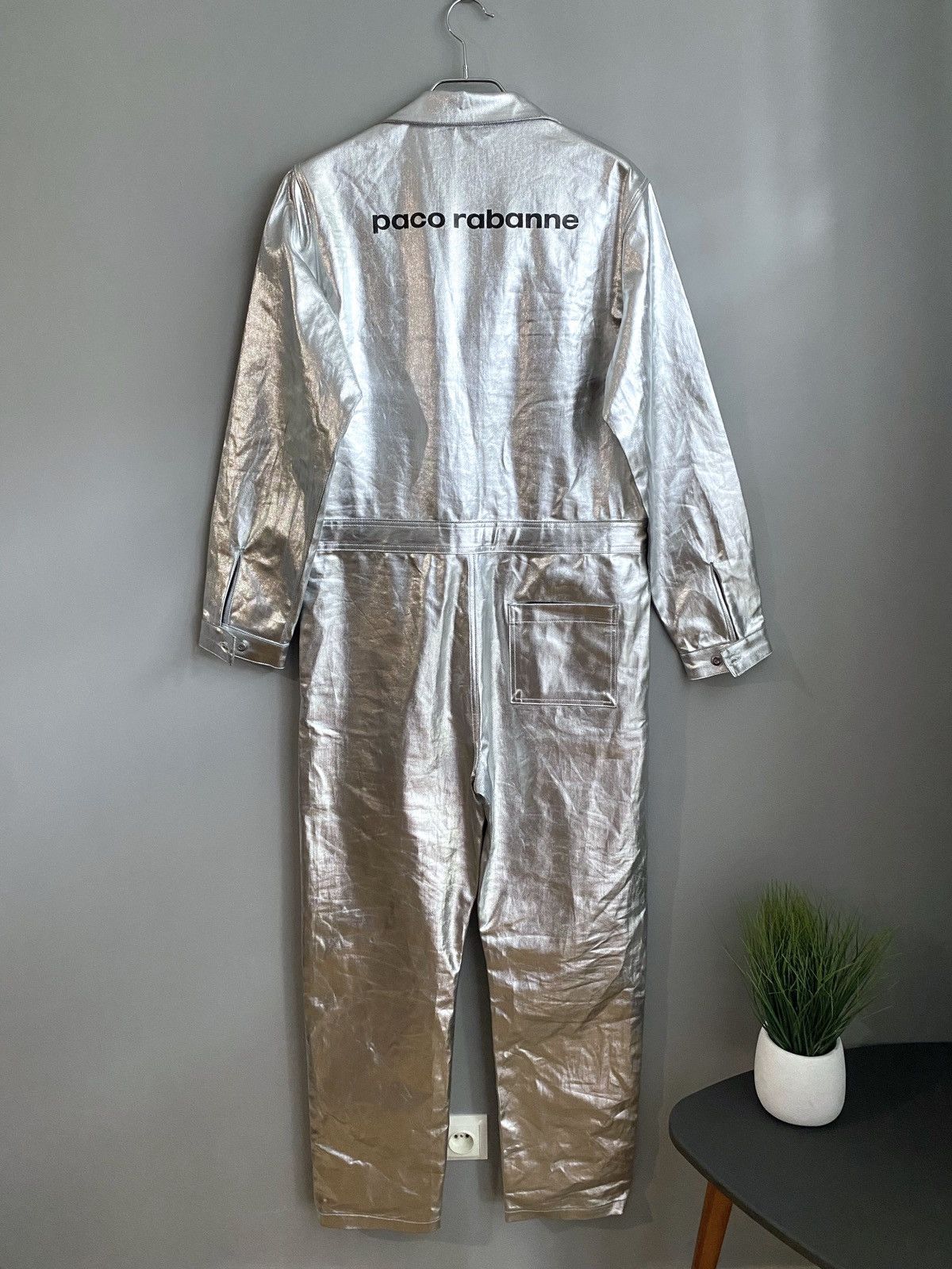 Avant Garde × Luxury × Streetwear Paco Rabanne Exlusive Y2K