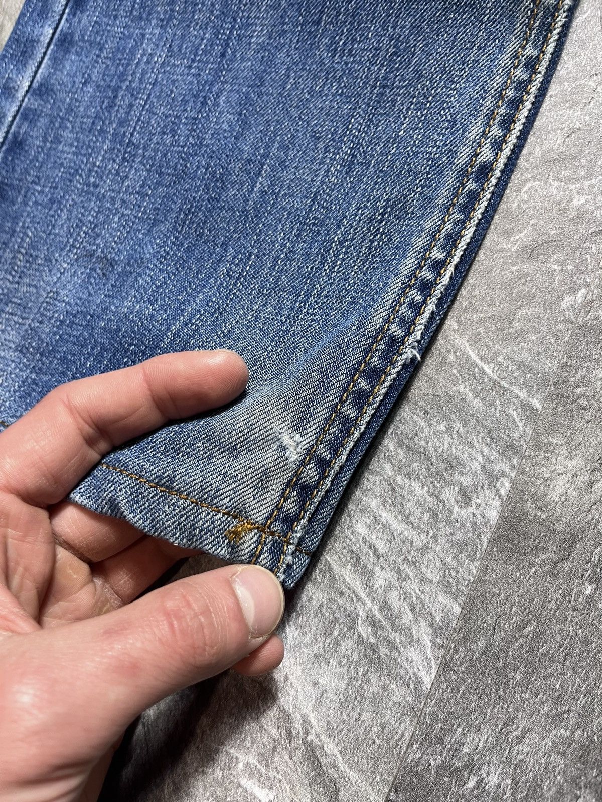 Dolce & Gabbana Vintage Dolce Gabbana Faded Denim Jeans Metal Logo Size US 36 / EU 52 - 12 Thumbnail