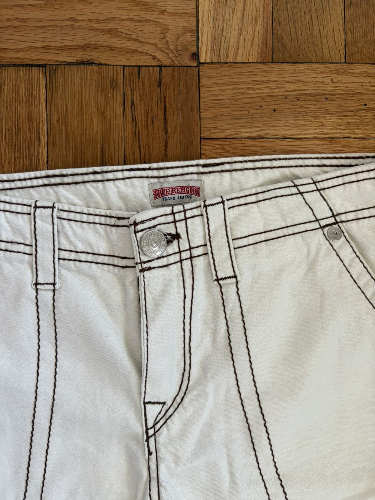True Religion White True Religion Jeans w/ Black Mega T Stitch Size US 27 - 5 Thumbnail