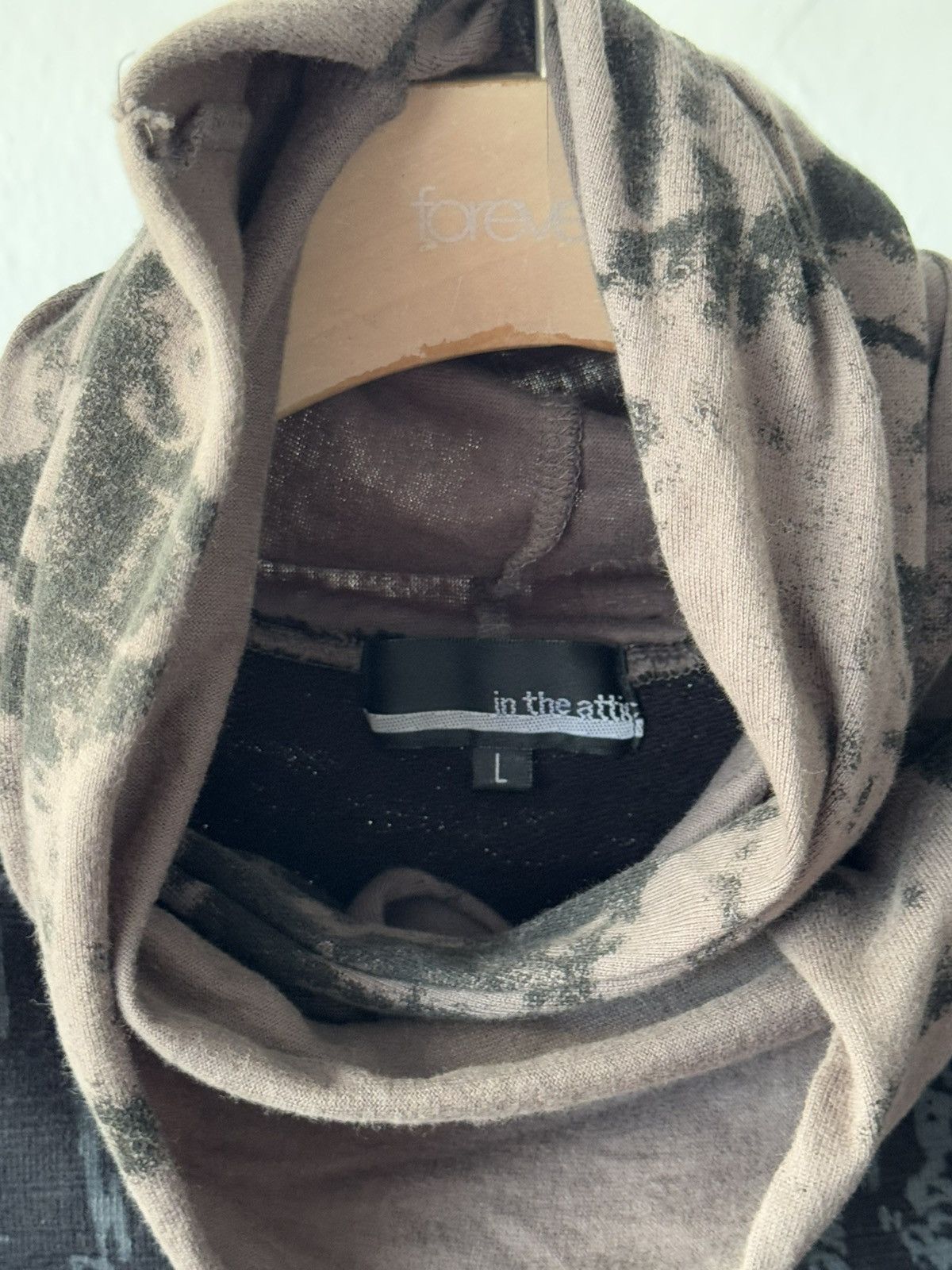 If Six Was Nine 00s in the attic velvet poem cowl neck distressed sweater Size US S / EU 44-46 / 1 - 13 Thumbnail