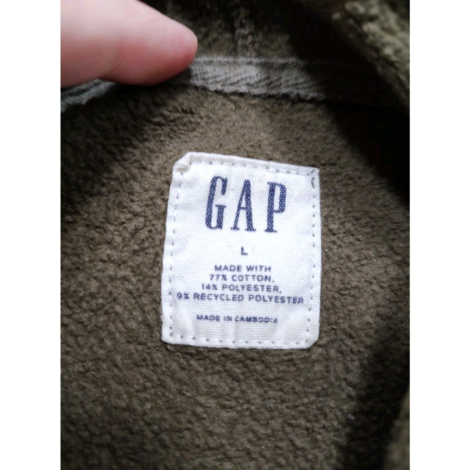 Gap Gap Camo Hoodie Green Logo Faded Pullover Sweatshirt L Mens Large Camouflage Grunge Military Outdoors All Seasons Pockets Hooded Size US L / EU 52-54 / 3 - 4 Thumbnail
