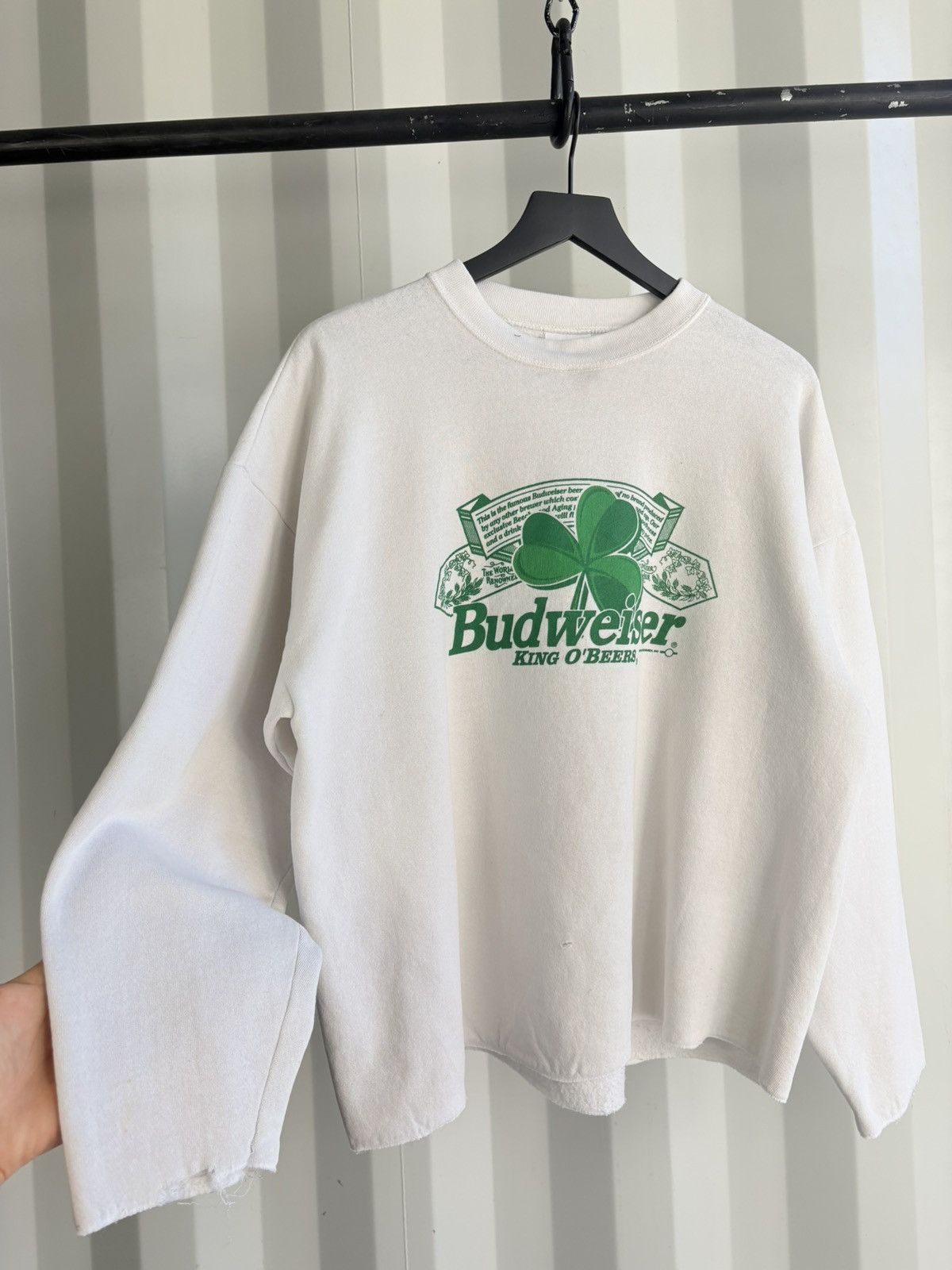 Vintage Vintage Budweiser Sweater Cutoff Distressed Faded Grunge Size US XL / EU 56 / 4 - 1 Thumbnail