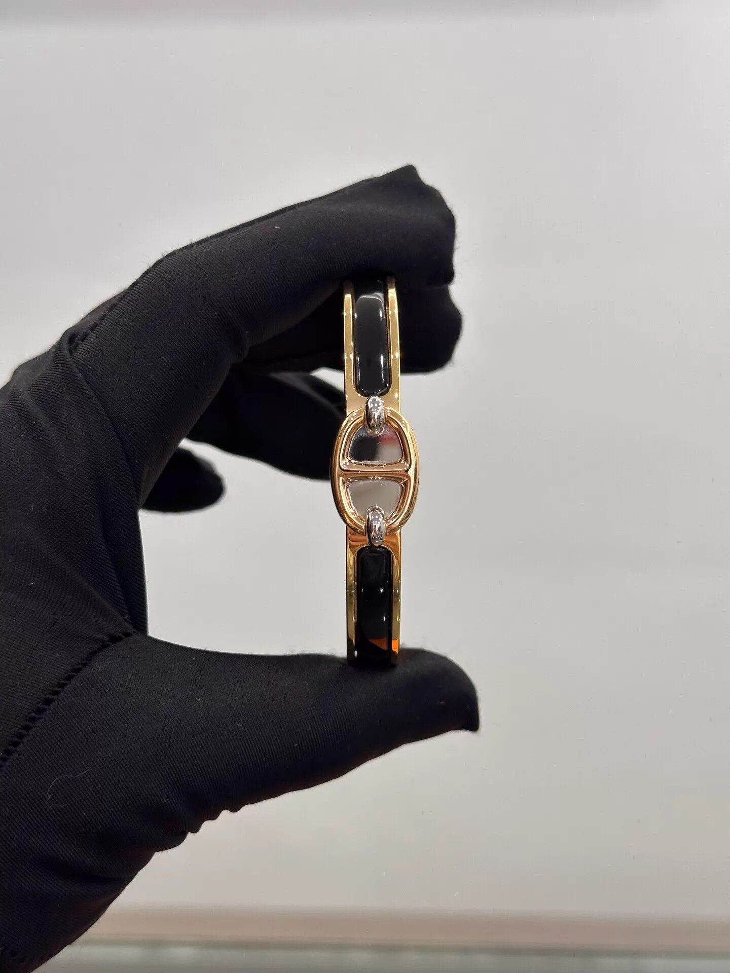 Hermes Hermes CdA Mini Clic Black Enamel Gold Bracelet GM New Size ONE SIZE - 2 Thumbnail