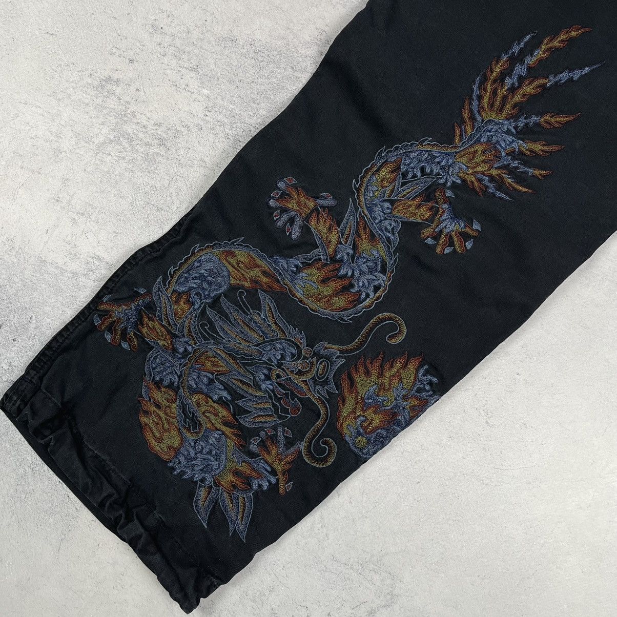 Maharishi Maharishi cargo embroidered dragon snopants Size US 32 / EU 48 - 5 Thumbnail