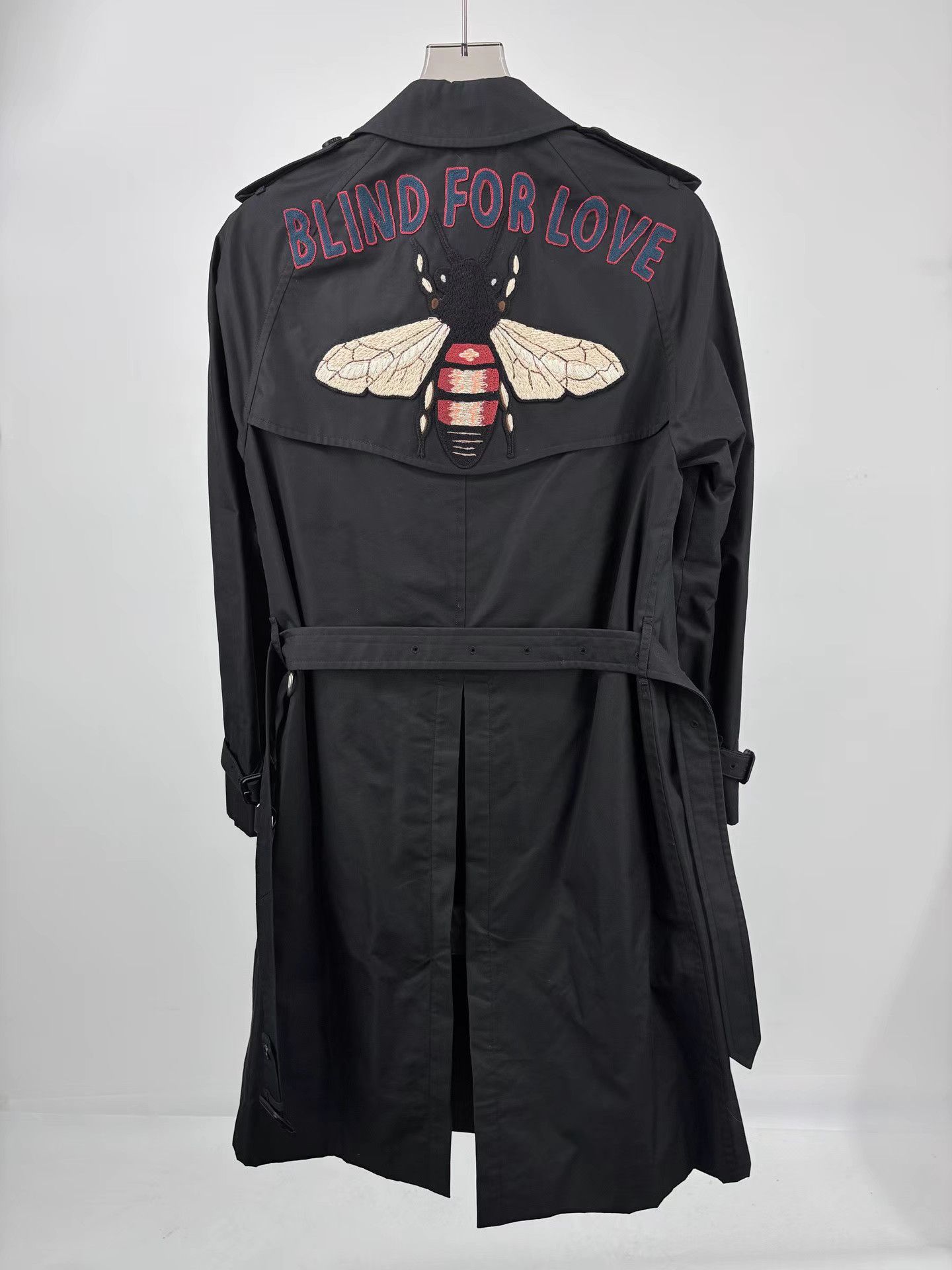 Gucci GUCCI Runway Bee Embroidered Long Trench Coat Size US S / EU 44-46 / 1 - 2 Thumbnail
