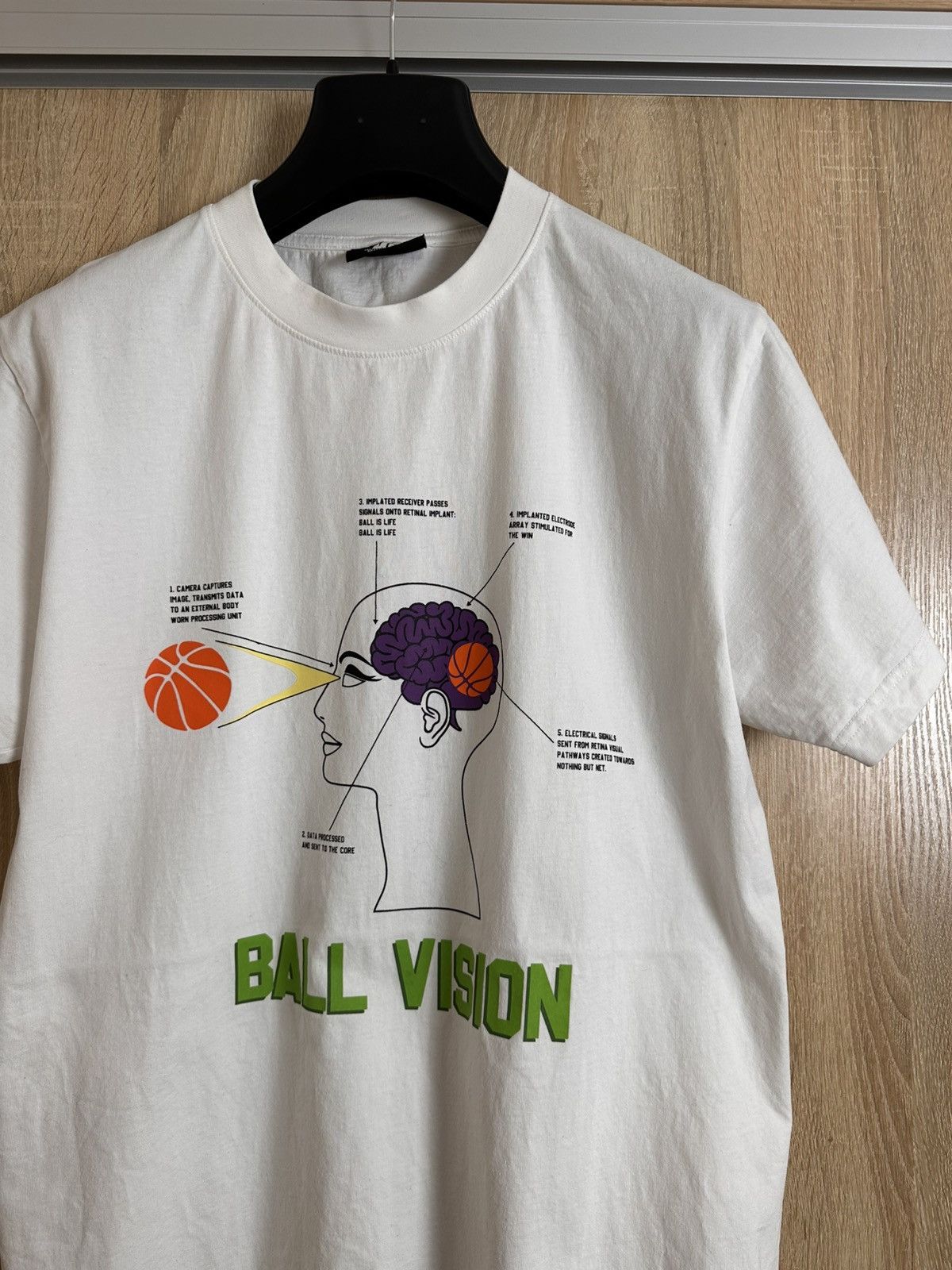 Vintage 🔥 Melody Ehsani x NBA Ball Vision Vintage T Shirt Nike Bulls Size US XL / EU 56 / 4 - 2 Thumbnail