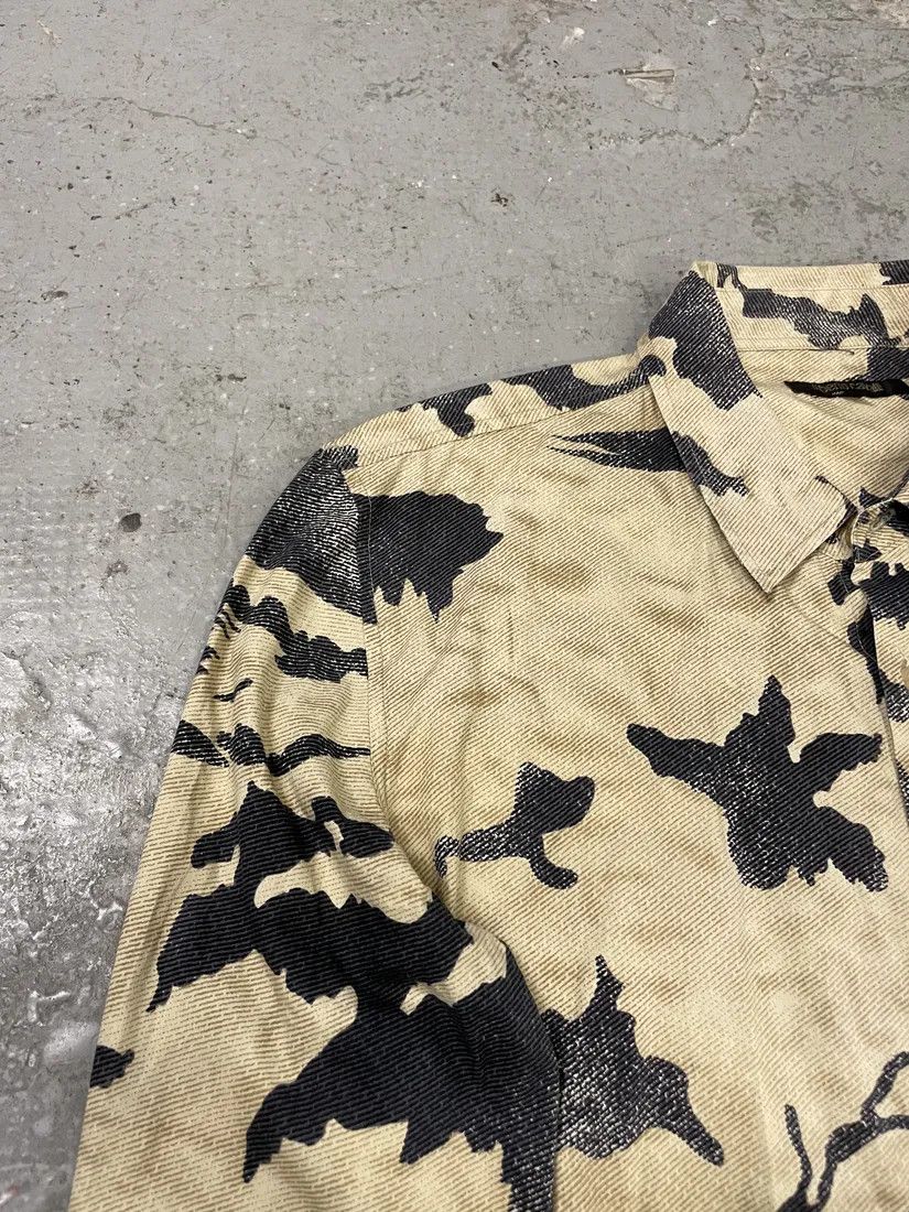Roberto Cavalli × Vintage AW2001/02 Roberto Cavalli Brown Peace Camouflage Shirt Size US M / EU 48-50 / 2 - 4 Thumbnail