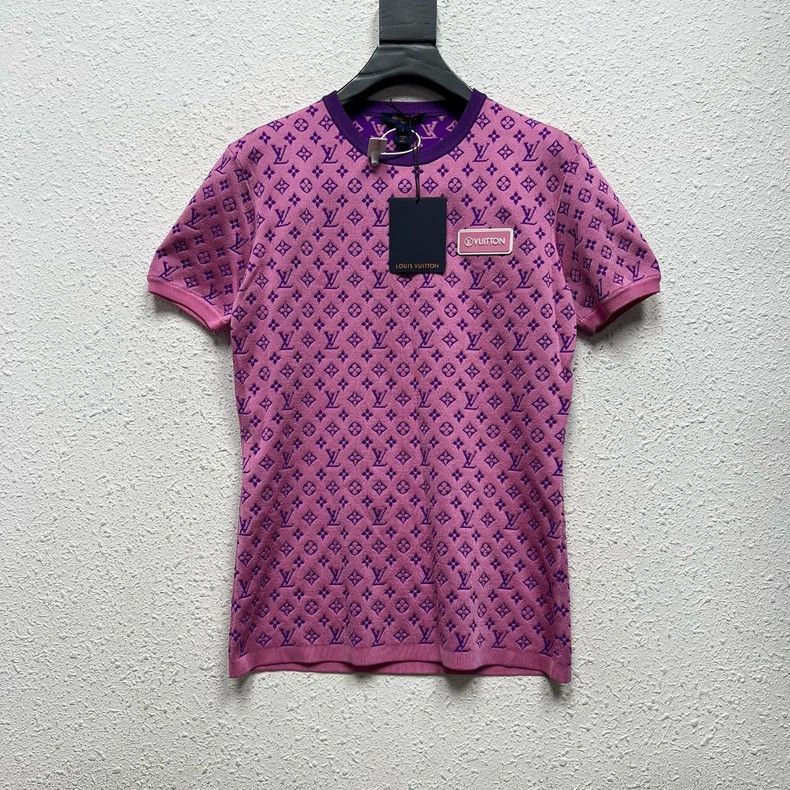 Louis Vuitton Louis Vuitton Purple and pink color matching logo knitted s Size L / US 10 / IT 46 - 1 Thumbnail