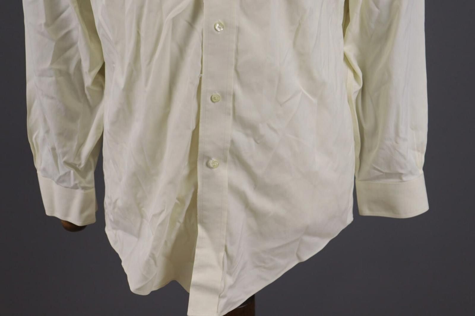 Brooks Brothers Brooks Brothers Yellow Button Down Dress Shirt Size 14 / 32 Size US M / EU 48-50 / 2 - 3 Thumbnail