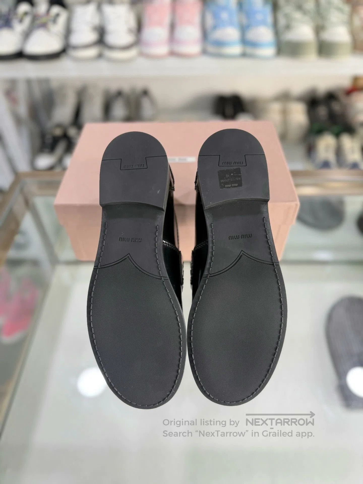 Miu Miu Miu Miu Black Gold Coin Loafers Men 42. Size US 9 / EU 42 - 4 Thumbnail