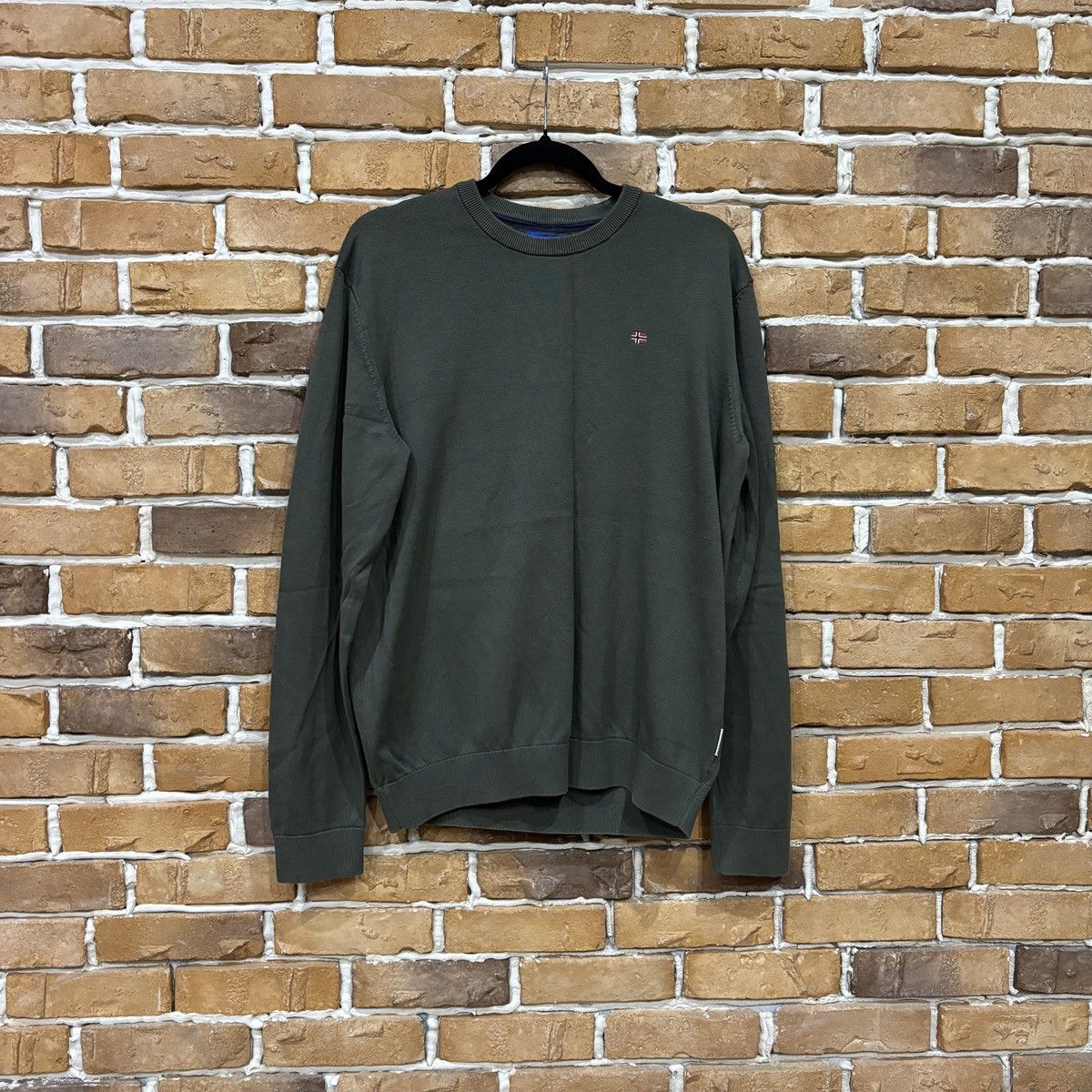 Napapijri Napapiriji longlsleeve Size US L / EU 52-54 / 3 - 4 Thumbnail