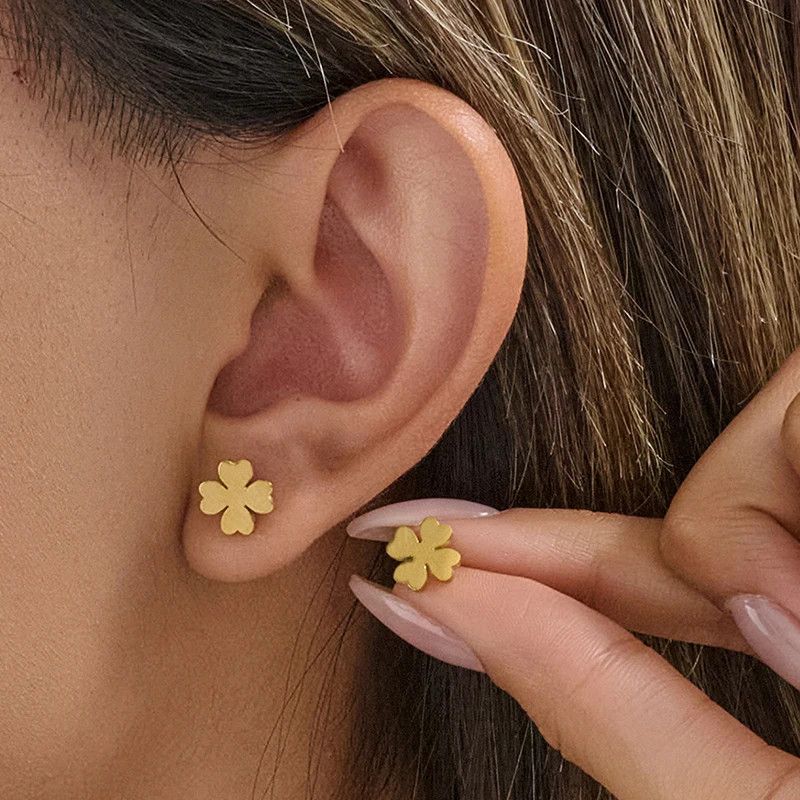 Jewelry Cover Leaf Mini Stud Earrings Charm Earring Gift Size ONE SIZE - 2 Thumbnail