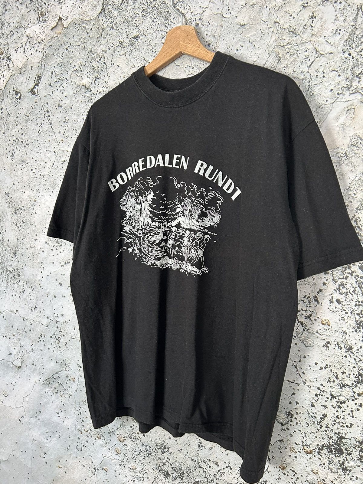 Vintage Vintage Running Graphic Tee 90s Hype Streetwear Size US L / EU 52-54 / 3 - 2 Thumbnail