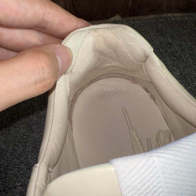 Gucci Gucci Disney Rhyton Sneakers in Ivory White - Size US 10.5 / EU 43-44 - 8 Thumbnail