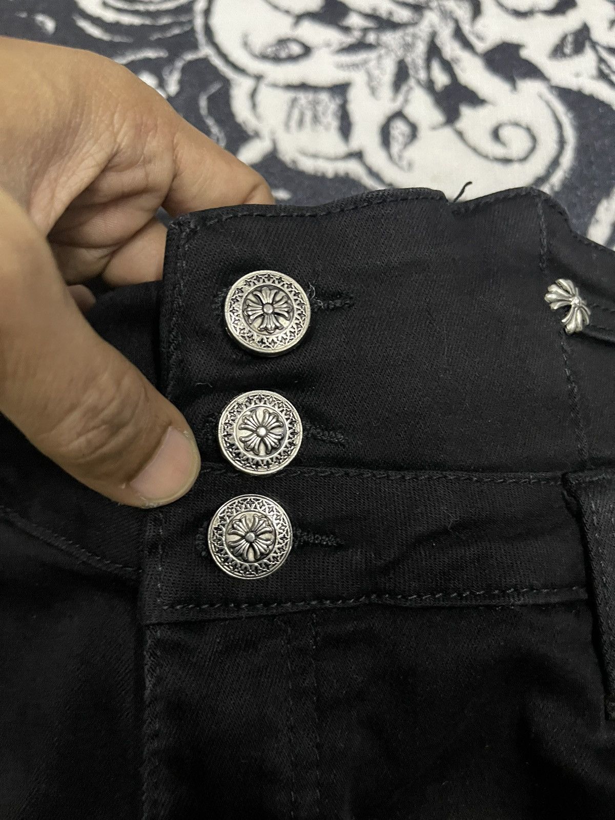 Japanese Brand CHROME HEARTS INSPIRED STRETCHABLE PANT UNBRAND Size US 28 / EU 44 - 7 Thumbnail