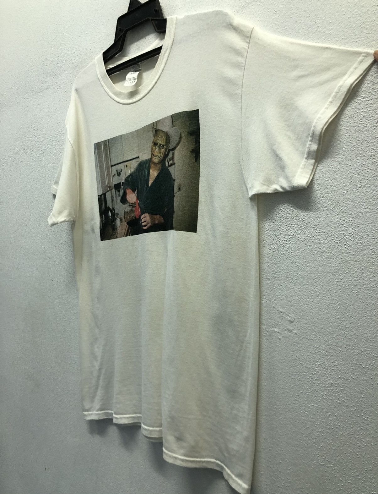 Vintage Movie Lizard Man Coffee T-Shirt Size US L / EU 52-54 / 3 - 5 Thumbnail