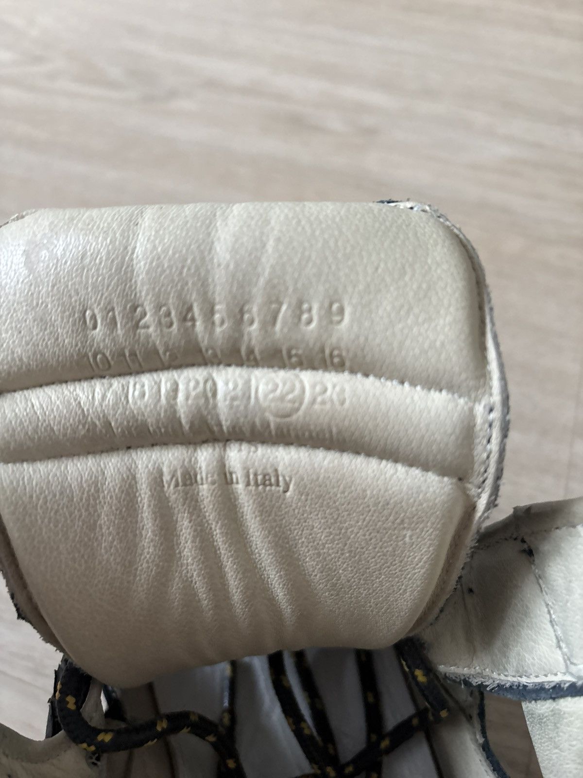 Maison Margiela Maison Margiela High Top Cutout Panelled Size US 5 / EU 37 - 7 Thumbnail