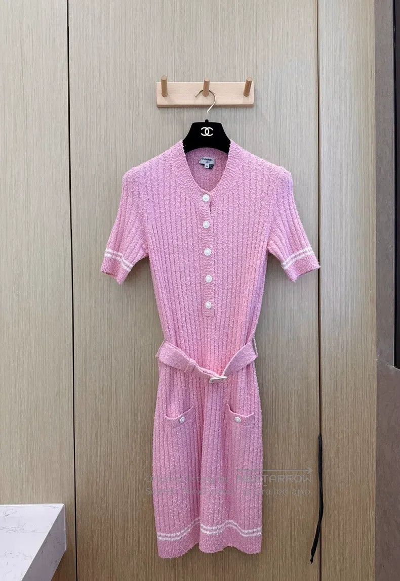 Chanel Chanel Xiaoxiangfeng pink slim knitted sexy dress Size XXS / US 00 / IT 34 - 1 Thumbnail