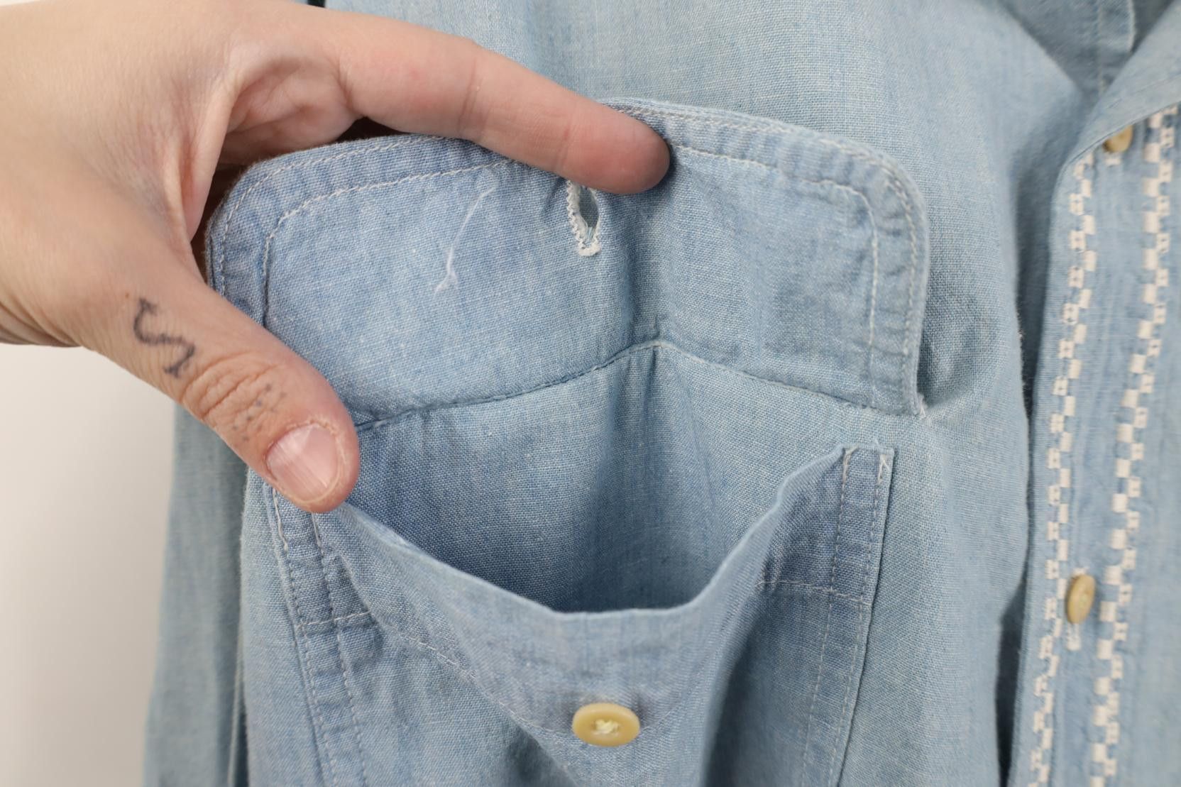 Calvin Klein Deadstock Vtg 90s Calvin Klein Chambray Work Collared Shirt Size US L / EU 52-54 / 3 - 9 Thumbnail