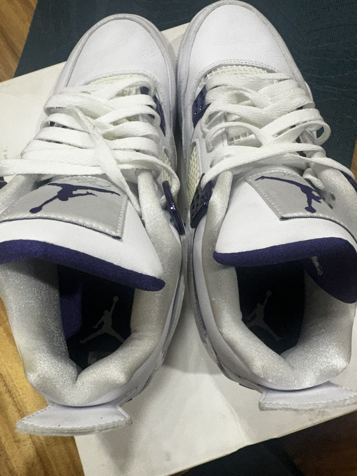 Jordan Brand Jordan 4 Metallic Purple Size 9.5 Size US 9.5 / EU 42-43 - 7 Thumbnail