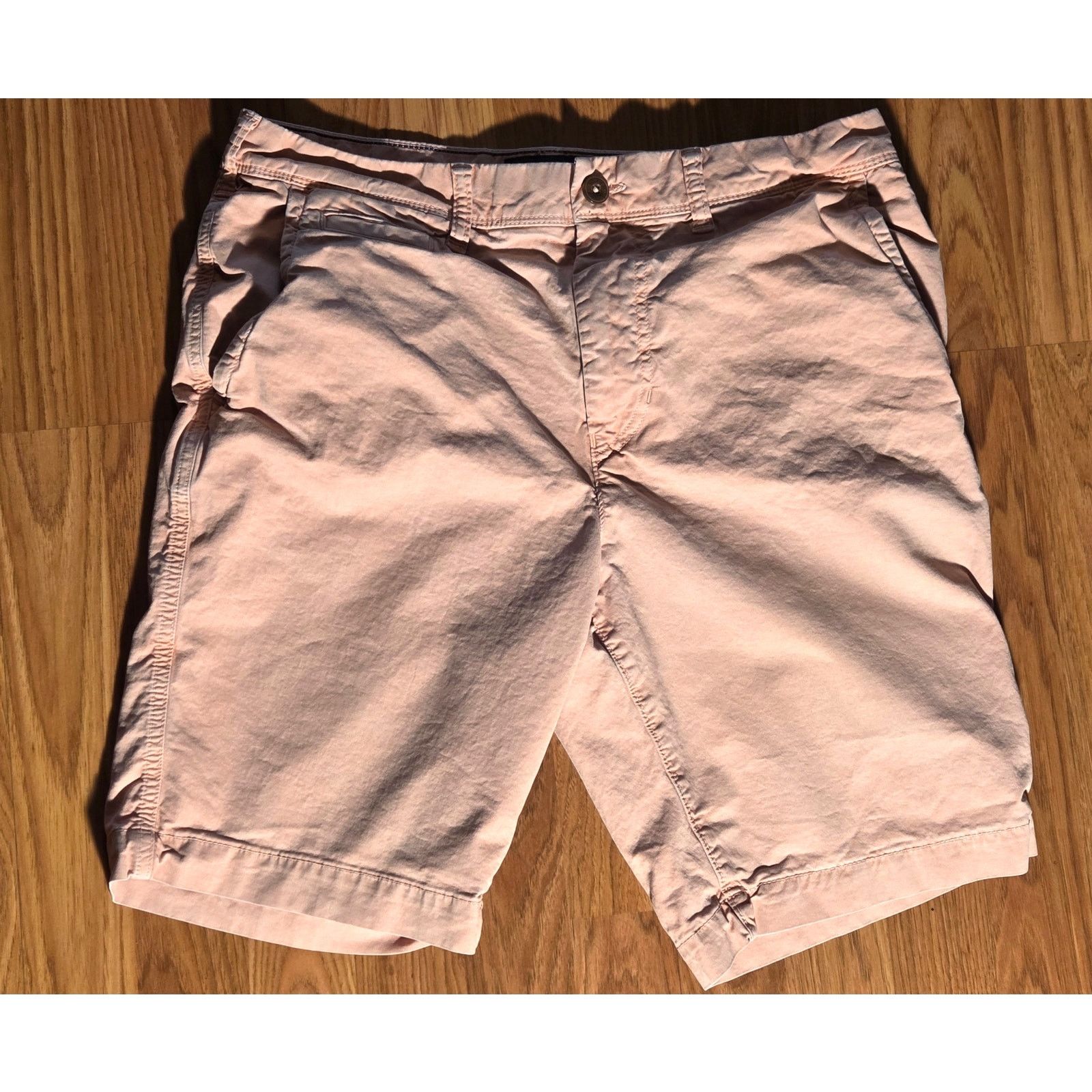 American Eagle Outfitters American Eagle Classic Powder Pink Shorts - Size 32 Men's Size US 32 / EU 48 - 3 Thumbnail