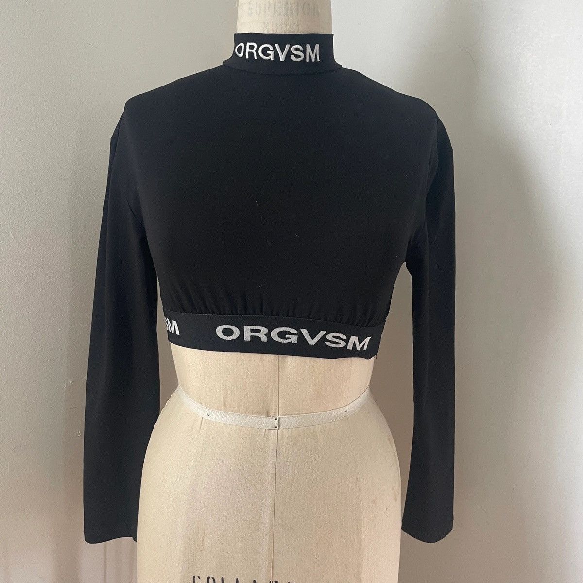 ORGVSM ORGVSM black long sleeve t shirt cropped turtleneck mockneck Size S / US 4 / IT 40 - 10 Thumbnail