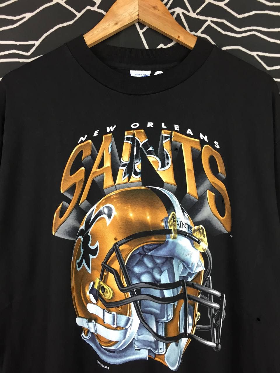NFL Vtg 1994 Salem Sportswear NFL New Orleans Saints Tee Size US L / EU 52-54 / 3 - 3 Thumbnail