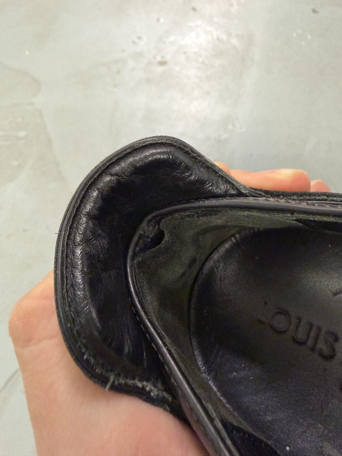 Louis Vuitton Louis Vuitton Leather Low Top Zip Sneakers Size US 7 / EU 40 - 10 Thumbnail