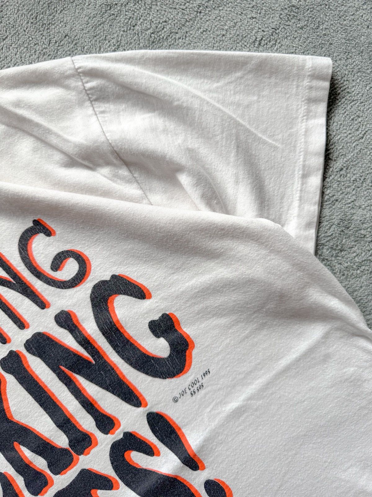 Other Vintage 90s Statement Tshirt ‘Im going nucking futs’ Size US L / EU 52-54 / 3 - 5 Thumbnail